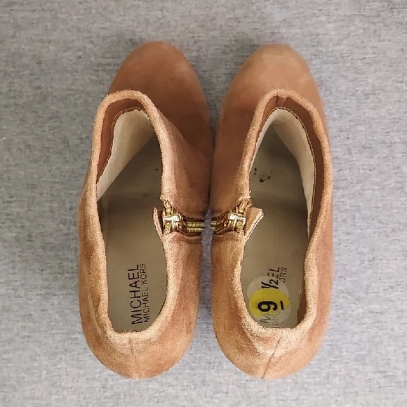 Michael Kors Haven Tan Suede Zip-Up Ankle Bootie Heels Size 9.5 - Picture 9 of 13